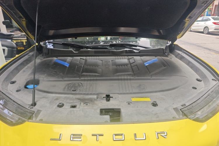 Used JETOUR Dashing i-DM 2022 1.5T DHT Lightning 01 Engine Bay