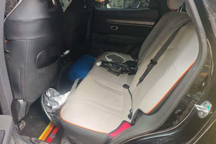 Used JETOUR Dashing i-DM 2022 1.5T DHT Lightning 01 Left Rear Seat