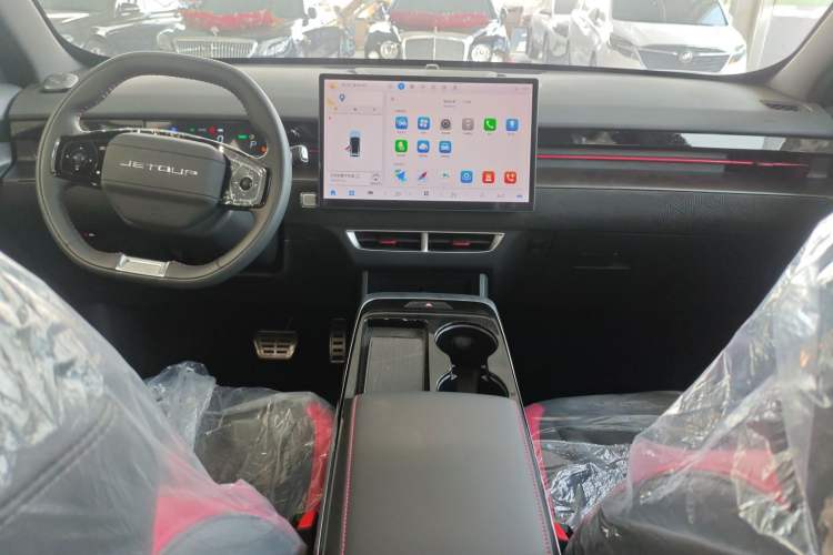 Used JETOUR Dashing i-DM 2023 1.5T DHT Lightning Center Console
