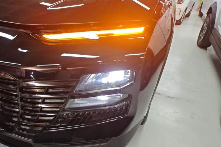 Used JETOUR Dashing i-DM 2023 1.5T DHT Lightning Left Front Headlight