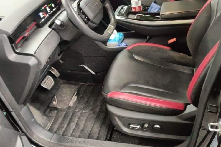 Used JETOUR Dashing i-DM 2023 1.5T DHT Lightning 01 Left Front Seat