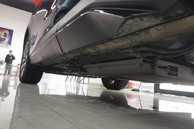 Used JETOUR Dashing i-DM 2023 1.5T DHT Lightning Left Side Sill