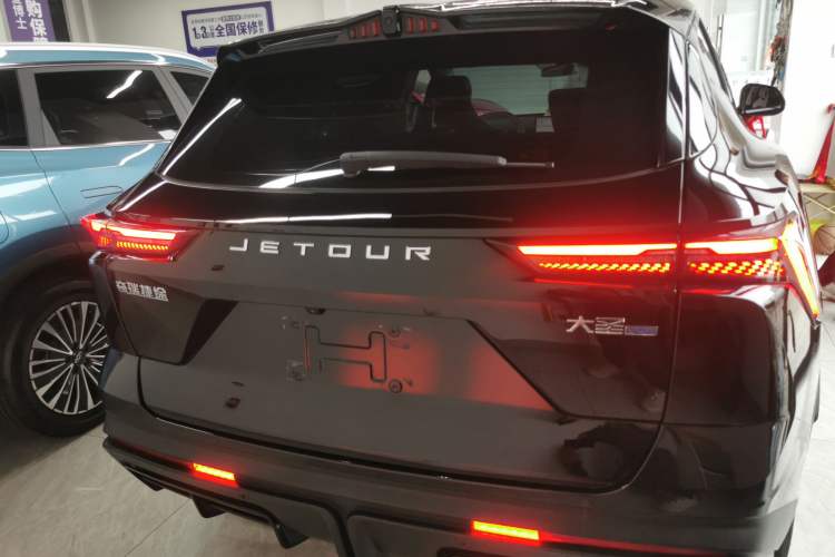 Used JETOUR Dashing i-DM 2023 1.5T DHT Lightning Rear
