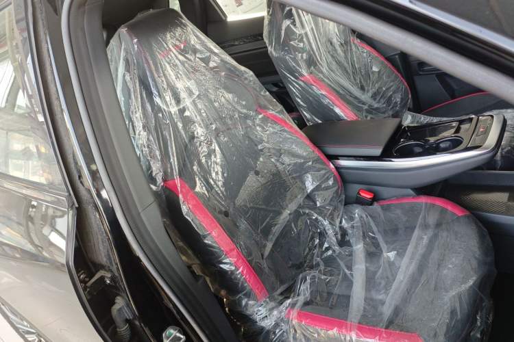Used JETOUR Dashing i-DM 2023 1.5T DHT Lightning Right Front Seat