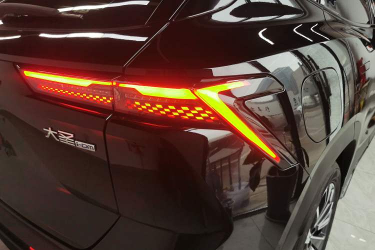 Used JETOUR Dashing i-DM 2023 1.5T DHT Lightning Right Rear Taillight