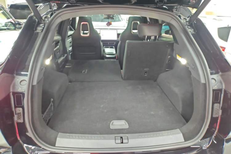 Used JETOUR Dashing i-DM 2023 1.5T DHT Lightning Trunk