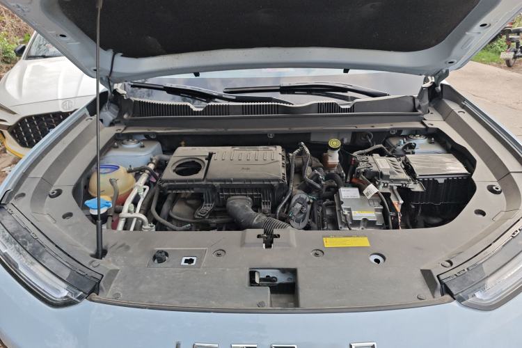 Used JETOUR Dashing i-DM 2023 1.5T DHT Lightning Engine Bay
