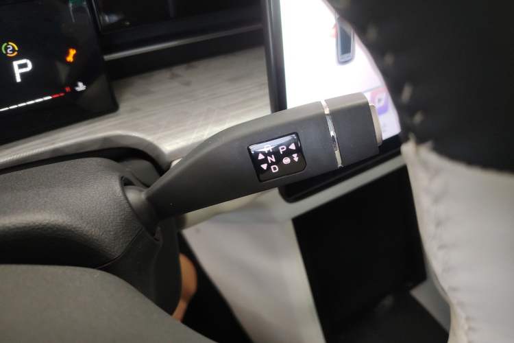 Used JETOUR Dashing i-DM 2023 1.5T DHT Lightning 02 Gear Lever