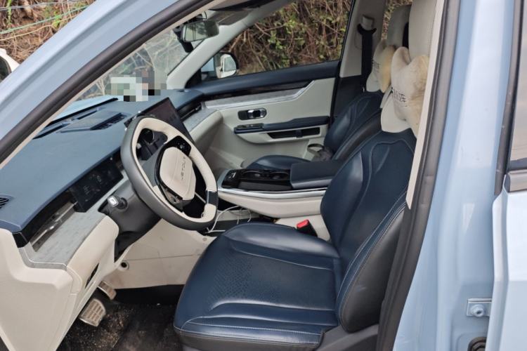 Used JETOUR Dashing i-DM 2023 1.5T DHT Lightning Left Front Seat