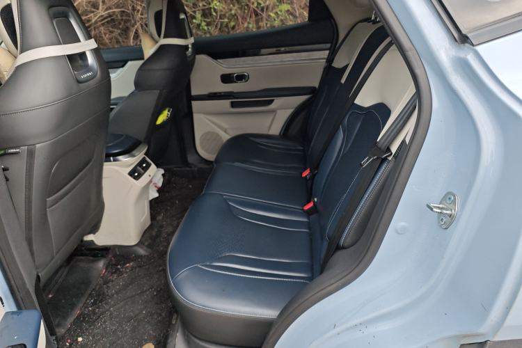 Used JETOUR Dashing i-DM 2023 1.5T DHT Lightning Left Rear Seat
