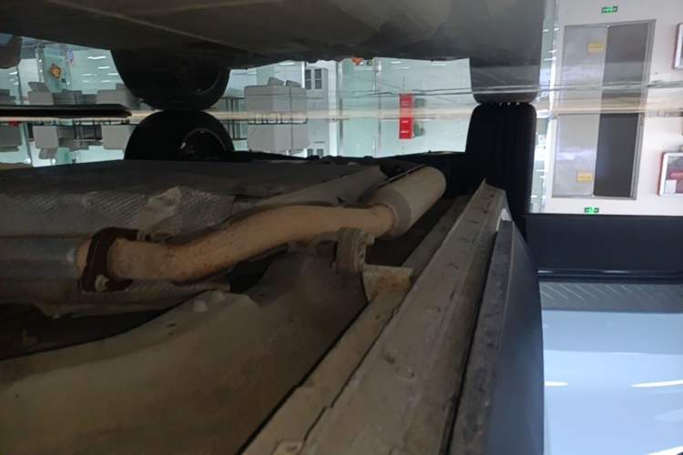 Used JETOUR Dashing i-DM 2023 1.5T DHT Lightning 02 Right Side Sill