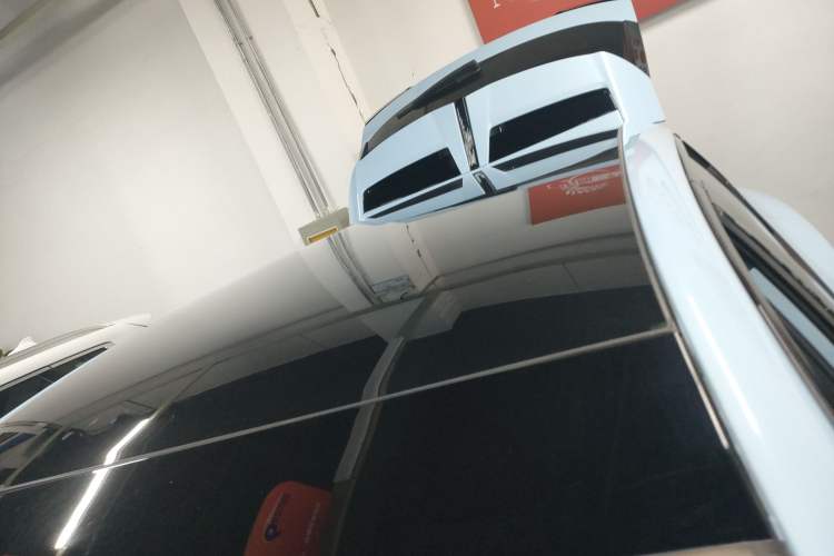 Used JETOUR Dashing i-DM 2023 1.5T DHT Lightning Roof