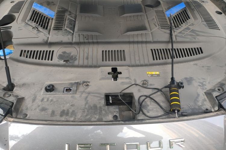 Used JETOUR Dashing i-DM 2023 1.5T DHT Lightning 01 Engine Bay