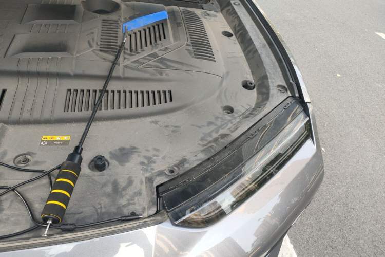 Used JETOUR Dashing i-DM 2023 1.5T DHT Lightning 01 Engine Bay Left