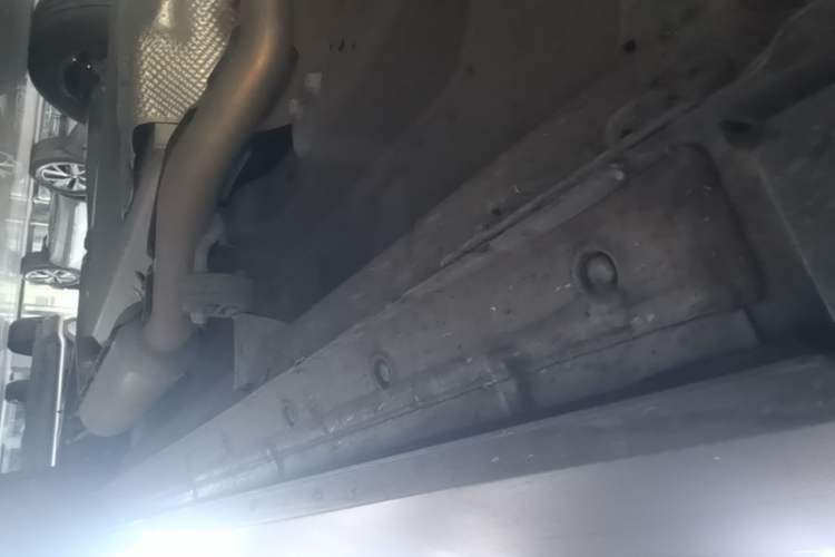 Used JETOUR Dashing i-DM 2023 1.5T DHT Lightning Right Side Sill