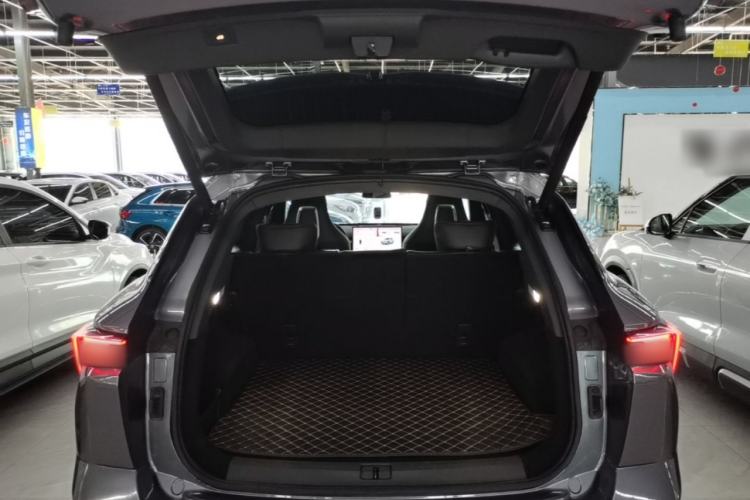 Used JETOUR Dashing i-DM 2023 1.5T DHT Lightning Trunk