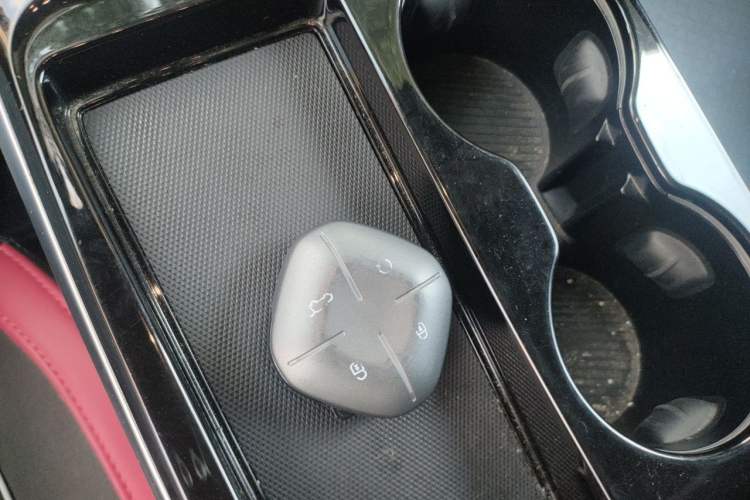 Used JETOUR Dashing i-DM 2023 1.5T DHT Lightning 01 Vehicle Key