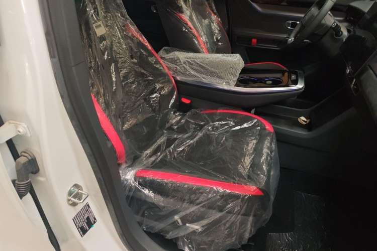 Used JETOUR Dashing i-DM 2023 1.5T DHT Lightning 02 Right Front Seat