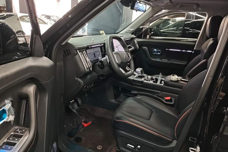 Used JETOUR Freelander 2025 1.5TD DCT Explore Driver Seat
