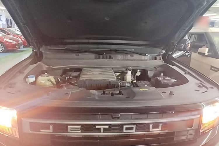 Used JETOUR Freelander 2025 1.5TD DCT Discovery Engine Bay