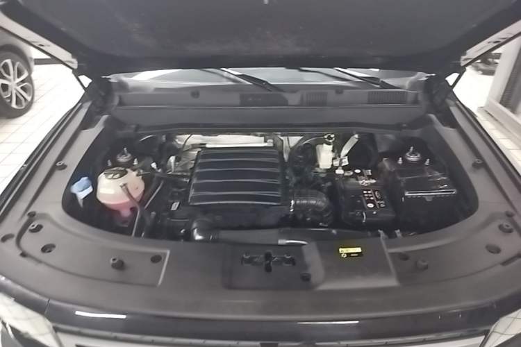Used JETOUR Freelander 2025 2.0TD Automatic XWD Conqueror Engine Bay