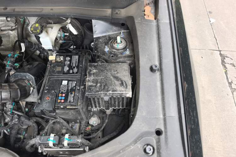 Used JETOUR Freelander 2025 1.5TD DCT Discovery Engine Bay Left