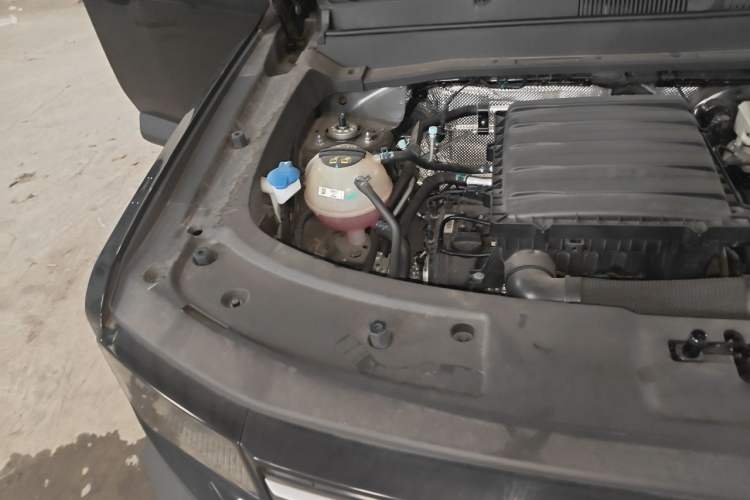 Used JETOUR Freelander 2025 2.0TD Automatic XWD Conqueror Engine Bay Right