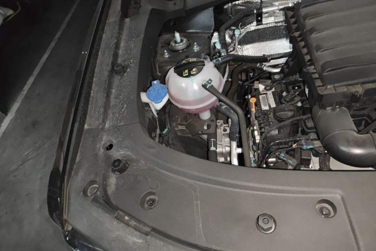 Used JETOUR Freelander 2025 1.5TD DCT Discovery Engine Bay Right