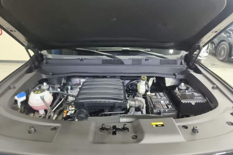 Used JETOUR Freelander 2025 1.5TD DCT Discovery Engine Bay