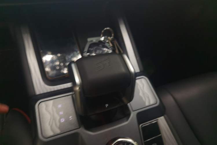 Used JETOUR Freelander 2025 1.5TD DCT Explore Gear Lever