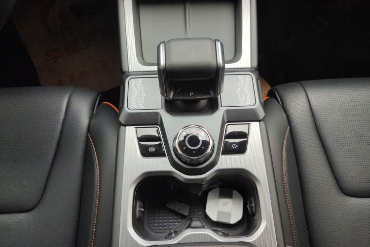 Used JETOUR Freelander 2025 1.5TD DCT Explore Gear Lever