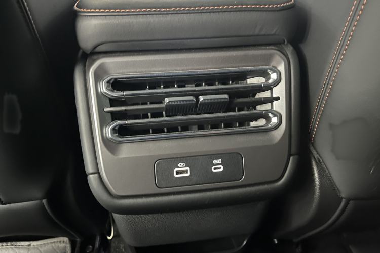 Used JETOUR Freelander 2025 1.5TD DCT Discovery Interior 5