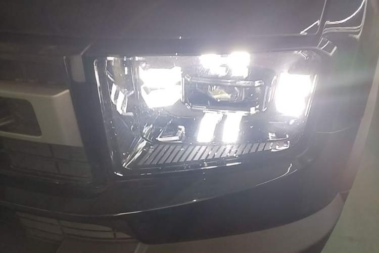 Used JETOUR Freelander 2025 1.5TD DCT Discovery Left Front Headlight