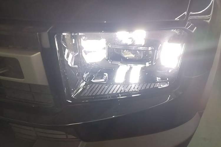Used JETOUR Freelander 2025 1.5TD DCT Discovery Left Front Headlight