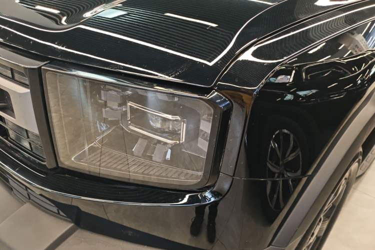 Used JETOUR Freelander 2025 2.0TD Automatic XWD Conqueror Left Front Headlight