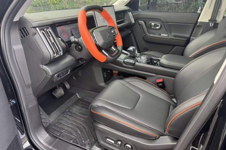 Used JETOUR Freelander 2025 2.0TD Automatic XWD Conqueror Left Front Seat