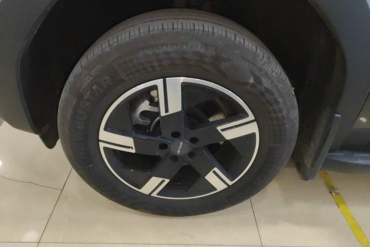 Used JETOUR Freelander 2025 1.5TD DCT Discovery Left Front Wheel Hub