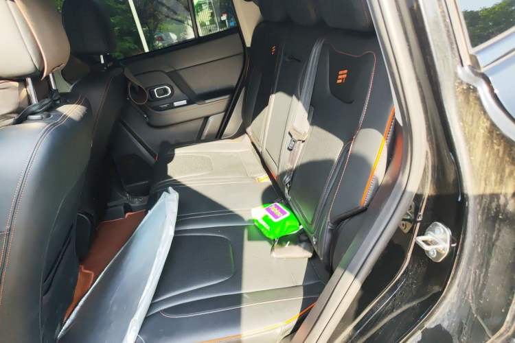 Used JETOUR Freelander 2025 1.5TD DCT Discovery Left Rear Seat