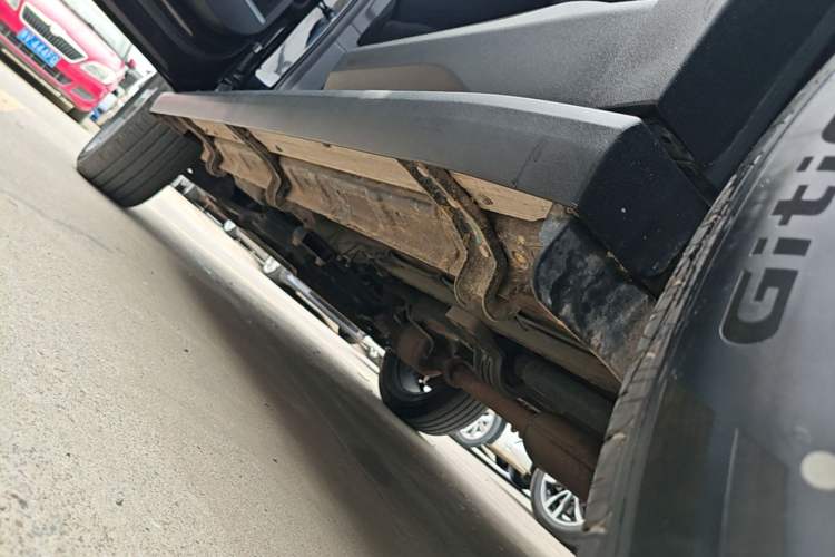 Used JETOUR Freelander 2025 2.0TD Automatic XWD Conqueror Left Side Sill