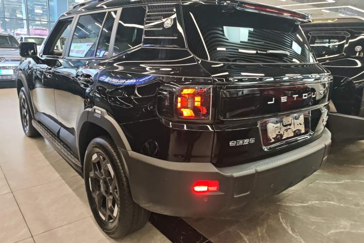 Used JETOUR Freelander 2025 2.0TD Automatic XWD Conqueror Rear Left 45 Deg