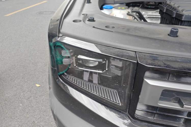 Used JETOUR Freelander 2025 1.5TD DCT Discovery Right Front Headlight