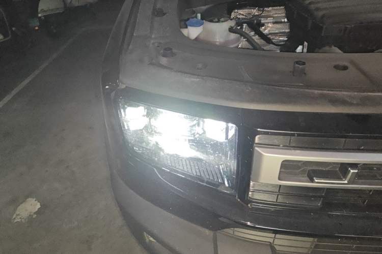 Used JETOUR Freelander 2025 1.5TD DCT Discovery Right Front Headlight