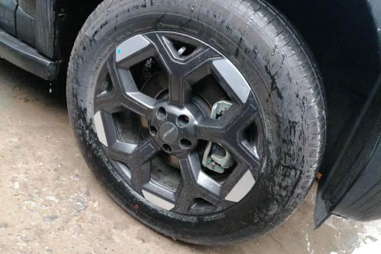 Used JETOUR Freelander  Right Front Wheel Hub
