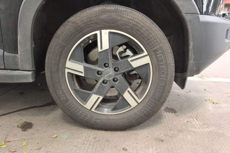 Used JETOUR Freelander 2025 1.5TD DCT Discovery Right Front Wheel Hub