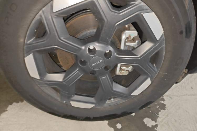 Used JETOUR Freelander 2025 2.0TD Automatic XWD Conqueror Right Front Wheel Hub