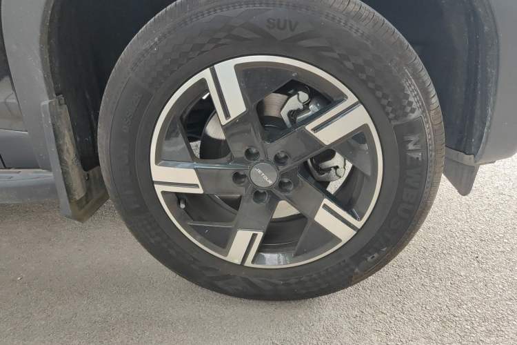 Used JETOUR Freelander 2025 1.5TD DCT Explore Right Front Wheel Hub
