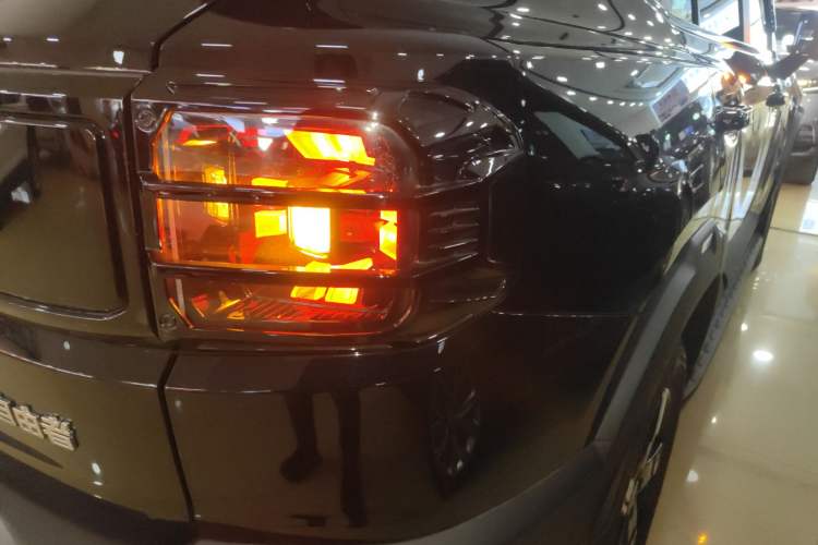 Used JETOUR Freelander 2025 1.5TD DCT Discovery Right Rear Taillight