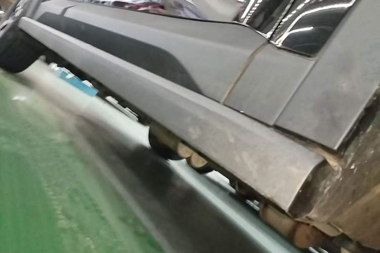 Used JETOUR Freelander 2025 1.5TD DCT Discovery Right Side Sill