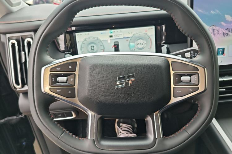 Used JETOUR Freelander 2025 2.0TD Automatic XWD Conqueror Steering Wheel