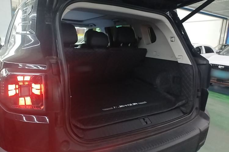 Used JETOUR Freelander 2025 1.5TD DCT Discovery Trunk
